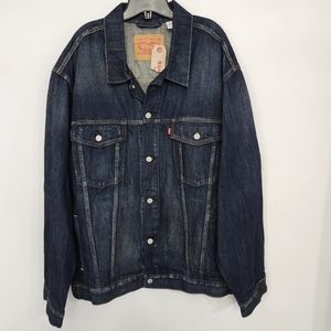 Levi's mens The Trucker Jacket